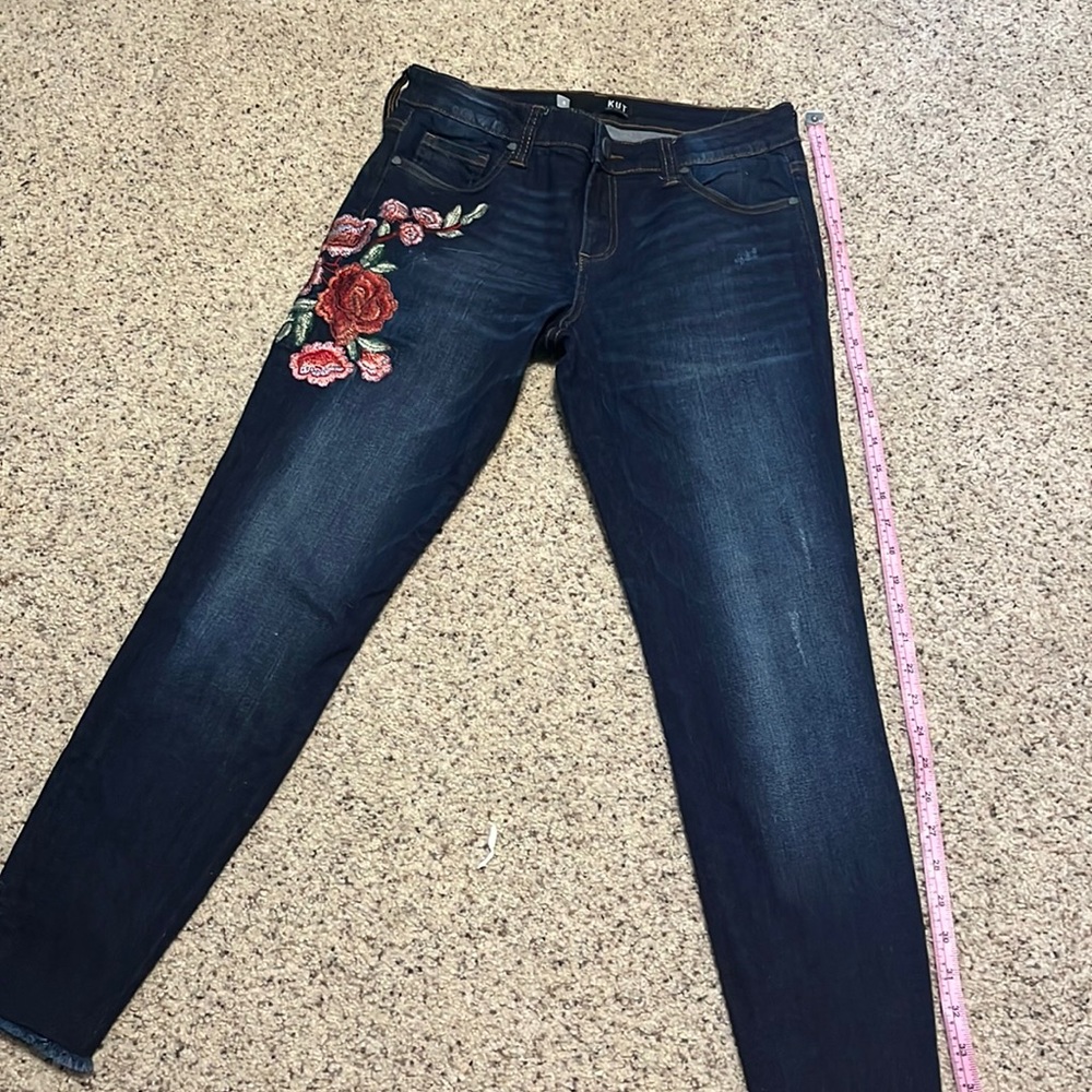 Embroidered KUT FROM THE KLOTH Skinny Jeans